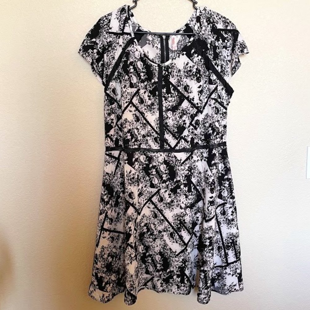 Xhilaration Floral Dress - XL